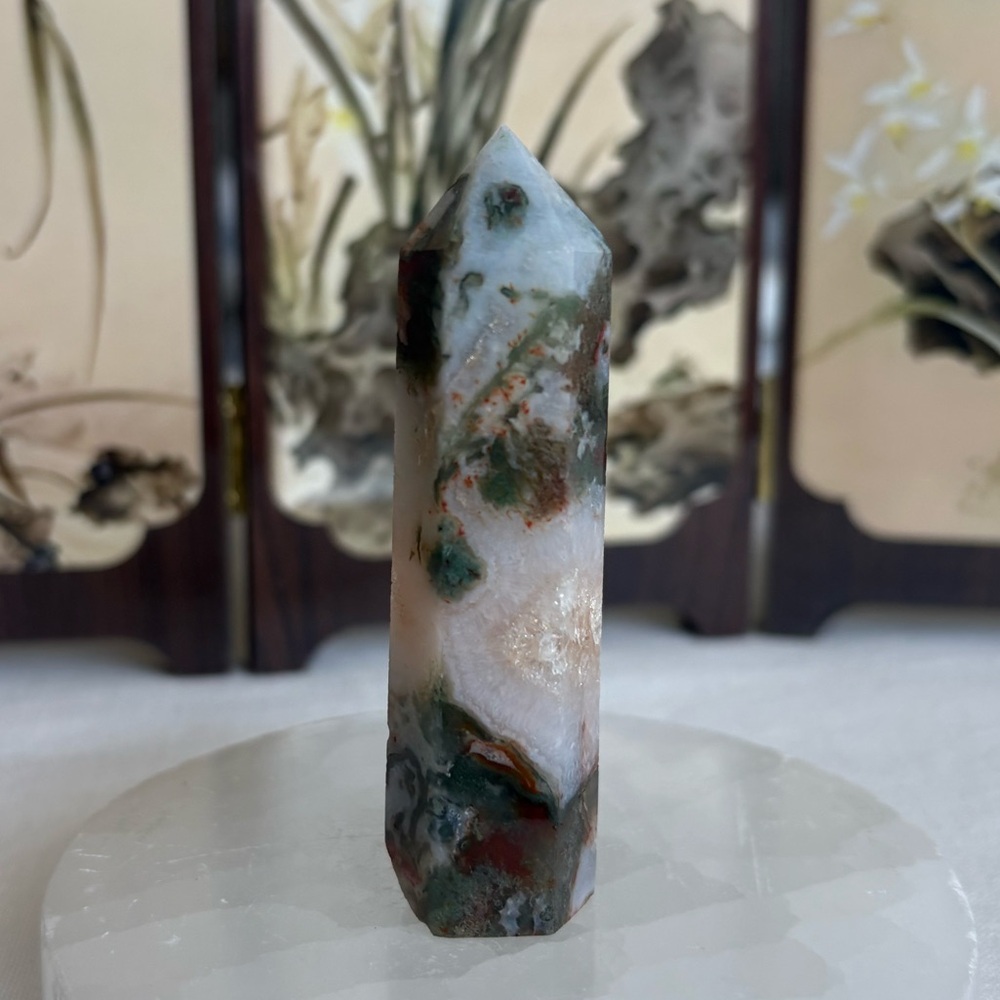 Red moss agate tower